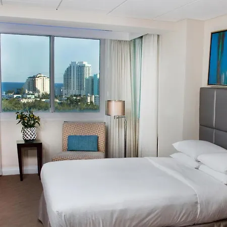 Gallery One - A Doubletree Suites By Hilton Hotel Fort Lauderdale Exterior photo